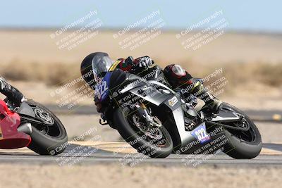 media/Nov-16-2025-Race Pace (Sun) [[8c5fa54630]]/Verified Riders/9-Turn 16 (150pm)/